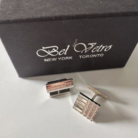 Burberry Mens‎ Rectangular Check Engraved Silver Tone Fashion Formal Cufflinks - Picture 9 of 9